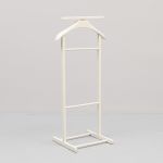 1049 3301 VALET STAND
